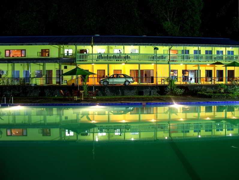 Kothmale Holiday Hotel Kandy Bagian luar foto